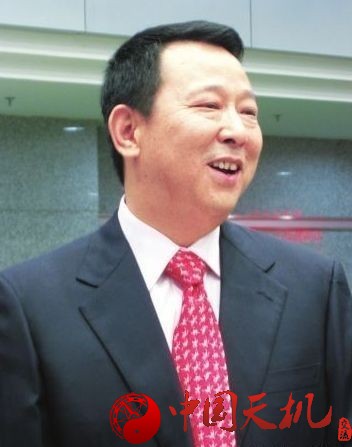 图为汉龙集团董事长刘汉。