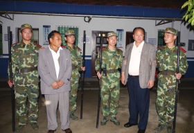 5月17日，岳阳监狱，自称是联合国官员的男子被当场抓获。图/通讯员续暖和